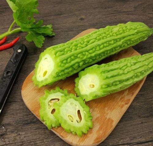 吃瓜群众黄瓜现实照片图片,黄瓜原貌大揭秘