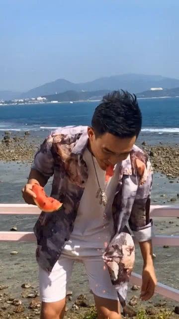 吃瓜群众欢乐多啊,揭秘网络热议背后的趣味人生