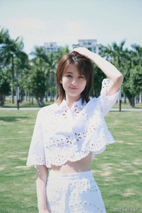 吃瓜群众周雨彤图片,瓜田里的“瓜王”