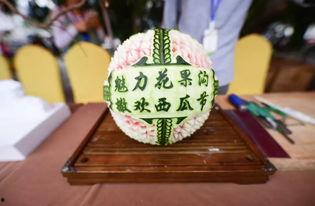 群众吃瓜舔屏图片,揭秘网络舔屏现象背后的社会心理